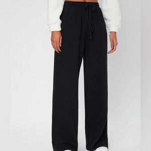 Old Navy wide leg sweatpants